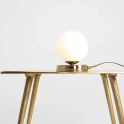Aldex Ball bordlampe, guld, Ø17 cm