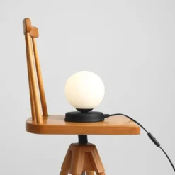 Aldex Ball bordlampe, sort, Ø17 cm