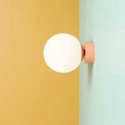 Aldex Ball væglampe, koral, Ø14 cm