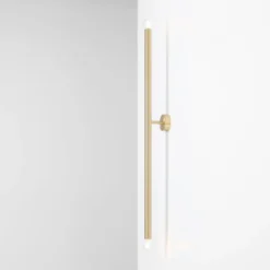 Aldex Tubo 2 væglampe, messing, 100 cm