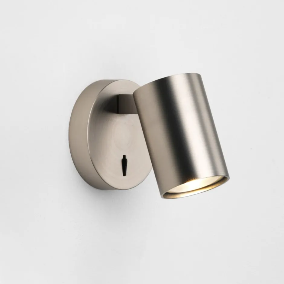 Astro Ascoli Single væglampe, med afbryder, aluminium