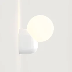 Astro Lyra væglampe
