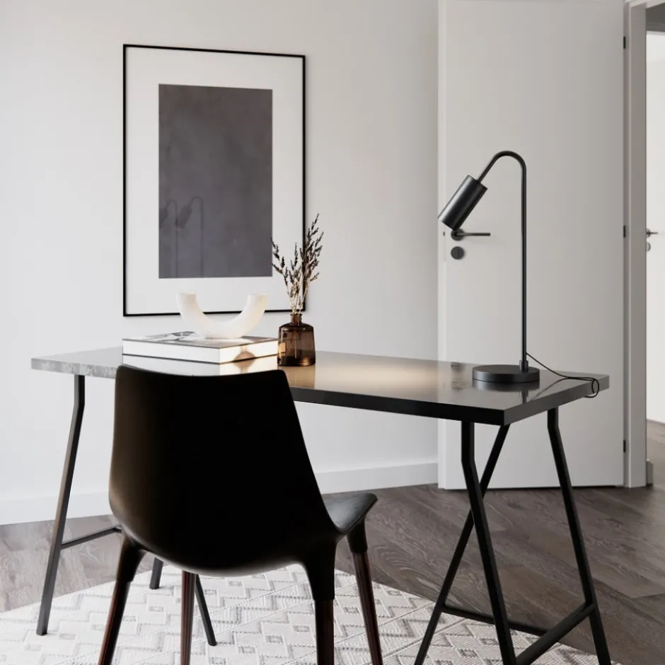 By Rydens Curve bordlampe, sort