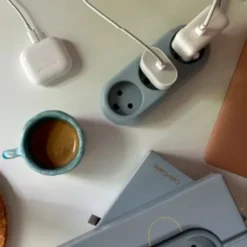 ColorCable stikdåse, grå