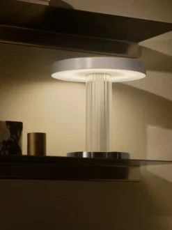 Dftp Trezzi genopladelig bordlampe