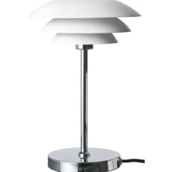 Dyberg Larsen DL20 bordlampe, krom/hvid
