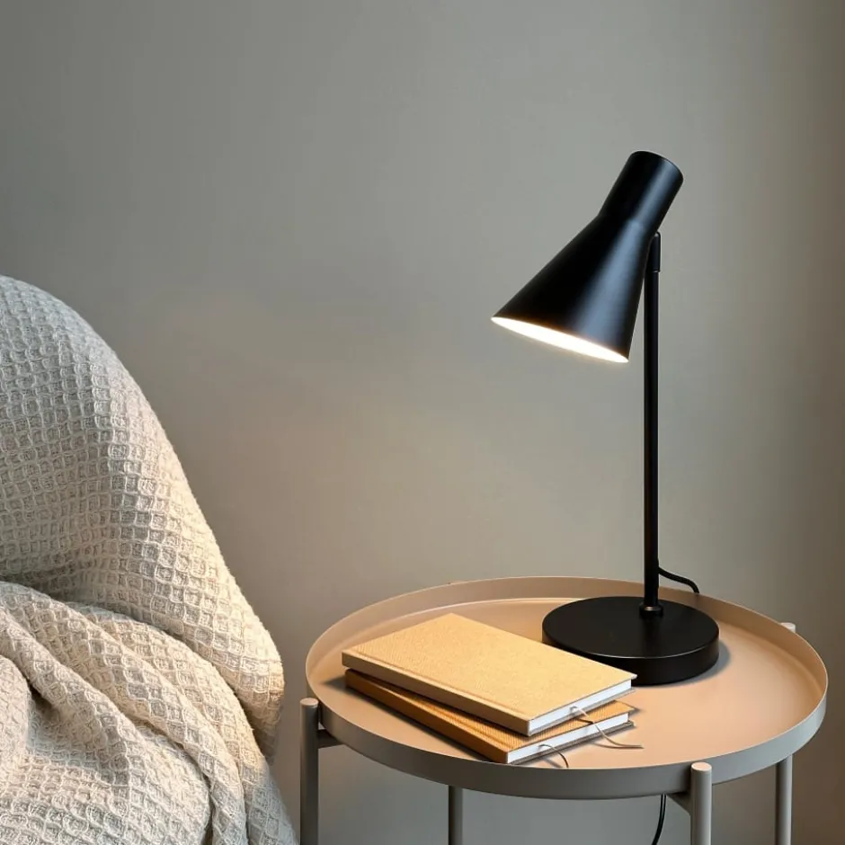 Dyberg Larsen DL12 bordlampe, sort