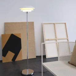 Dyberg Larsen DL31 gulvlampe, hvid