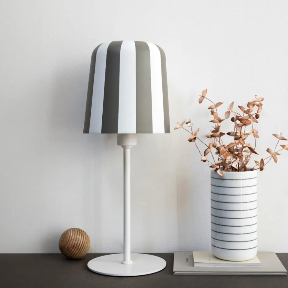 Dyberg Larsen Gry bordlampe, grå