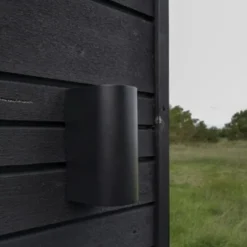 Dyberg Larsen Læsø udendørs væglampe