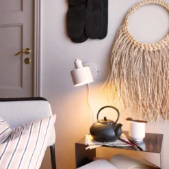 Dyberg Larsen Ocean væglampe, beige