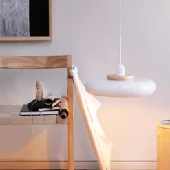Dyberg Larsen Planet pendel, hvid