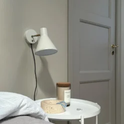 Dyberg Larsen Sleep væglampe, hvid