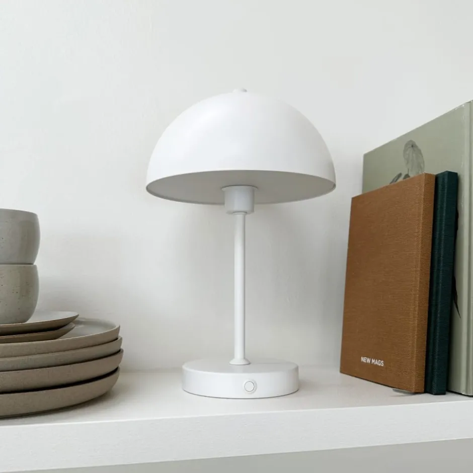 Dyberg Larsen Stockholm genopladelig bordlampe, hvid