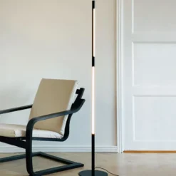 Dyberg Larsen Vagner gulvlampe