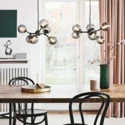 Halo Design Atom Mini lysekrone, røgfarvet