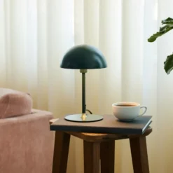 Halo Design Boogie bordlampe, grøn