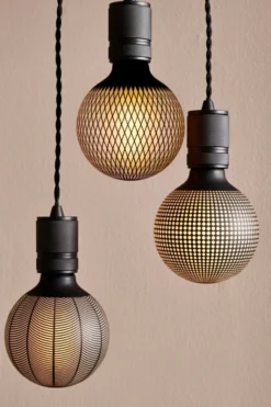 Halo Design Colors Dots Print E27 globepære, 3-trins dæmp, 6W
