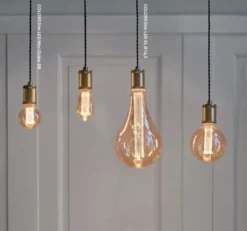 Halo Design Colors E27 globepære, 3-trins dæmp, 4,5W