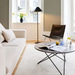Halo Design Hygge gulvlampe, sort