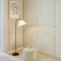 Halo Design Medina gulvlampe, sort