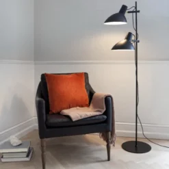 Halo Design Metropole gulvlampe 2, sort