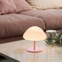 Halo Design Mini Mush bordlampe, lyserød