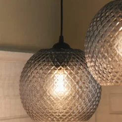 Halo Design Nobb pendel, røgfarvet, Ø22 cm