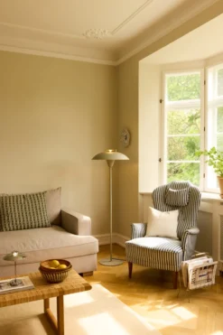 Halo Design Stepp gulvlampe, beige