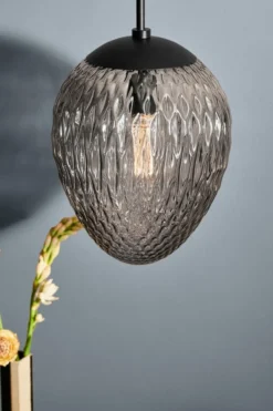 Halo Design Woods pendel, røgfarvet, Ø20 cm