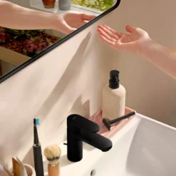 Hansgrohe Xarita Lite Q spejl med lys, sensor, 120x70 cm, sort