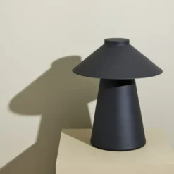 Hübsch Chipper bordlampe, sort