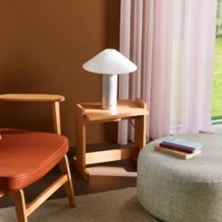 Hübsch Orbit bordlampe, sølv