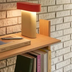 Hübsch Sleek bordlampe, grøn