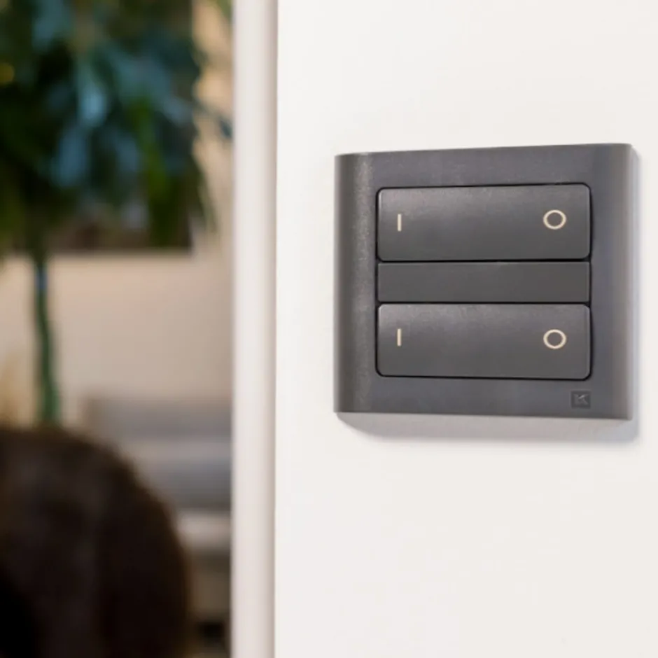 LAB3D Zigbee kontakt/lysdæmper til LK Fuga, tænd/sluk - koksgrå