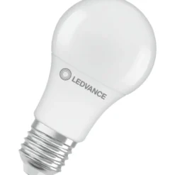 Ledvance E27 standardpære med skumringssensor, 2700K, 8,8W