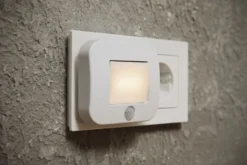 Ledvance Lunetta Hall natlampe med sensor