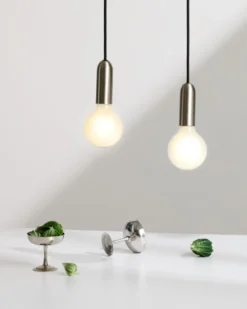 Ledvance Parathom E27 globepære, 2700K, 6,5W, Ø9,5 cm