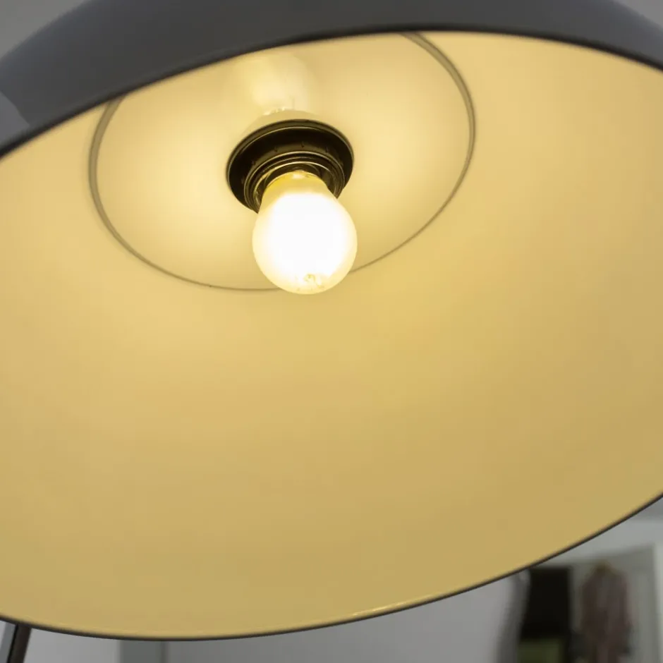 Ledvance Ultra Efficient E27 standardpære, 3000K, 4W
