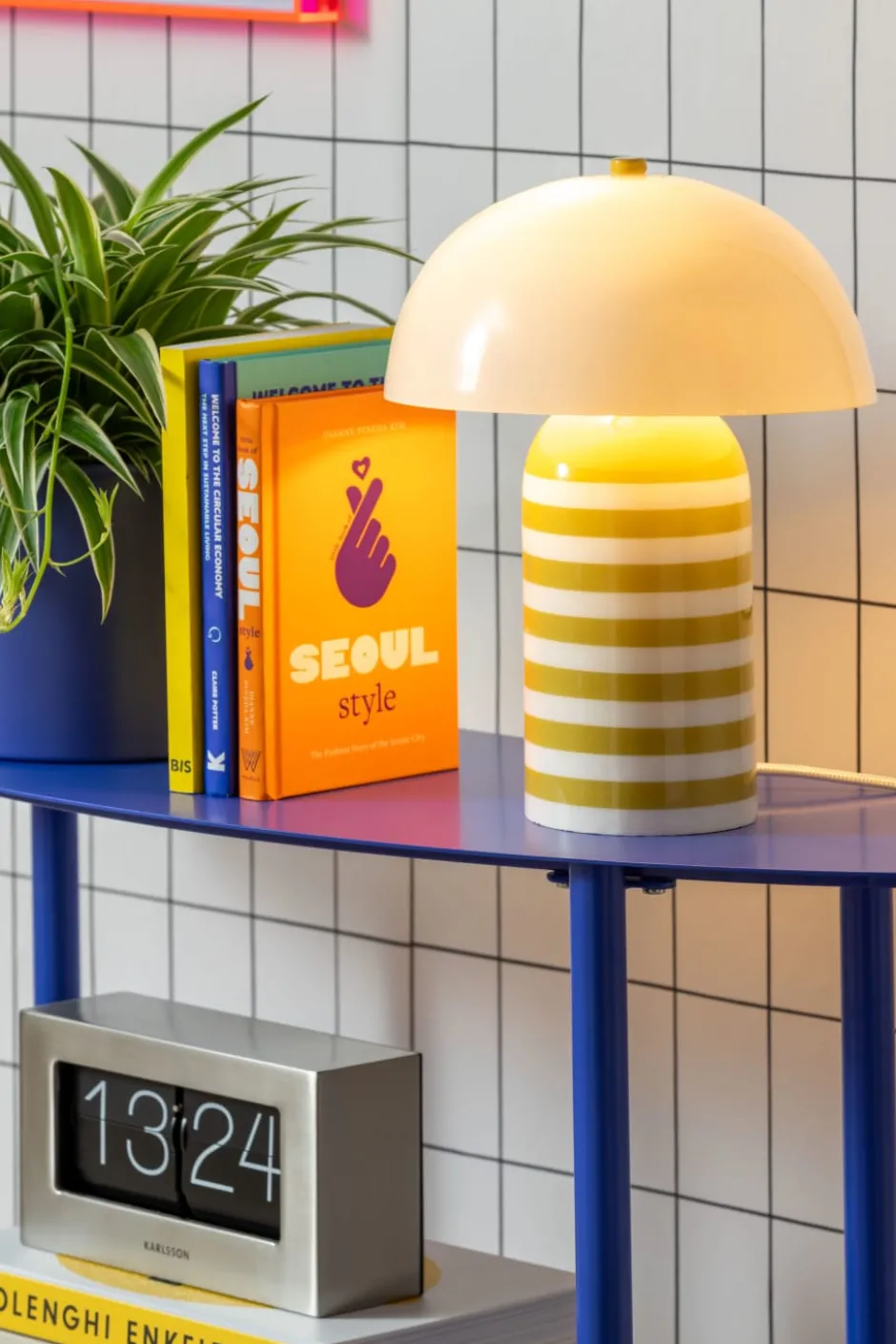 Leitmotiv Rayado Retro bordlampe, stribet gul