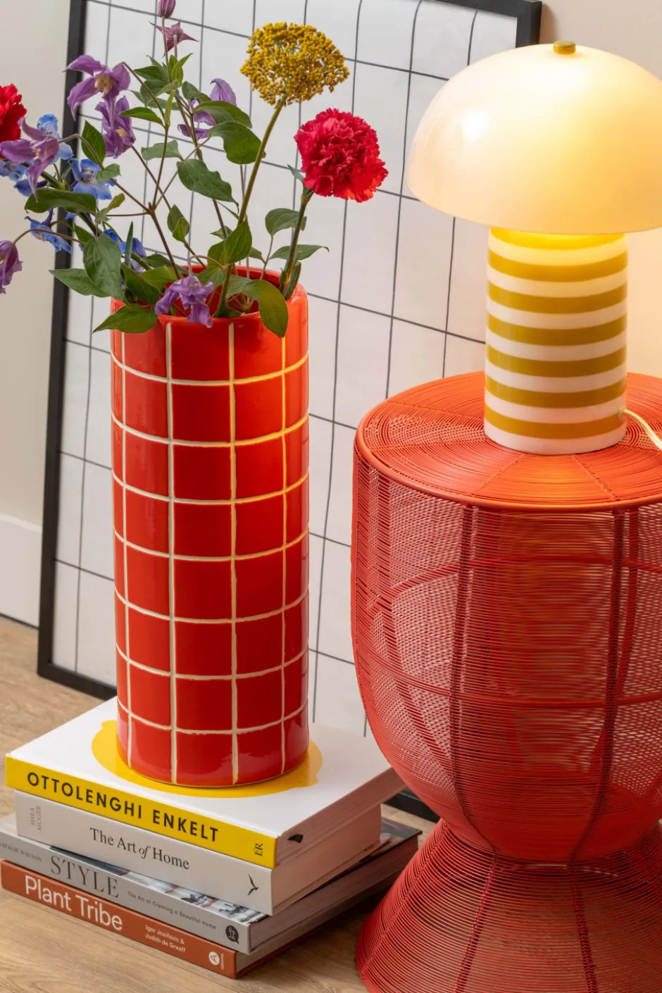 Leitmotiv Rayado Retro bordlampe, stribet gul