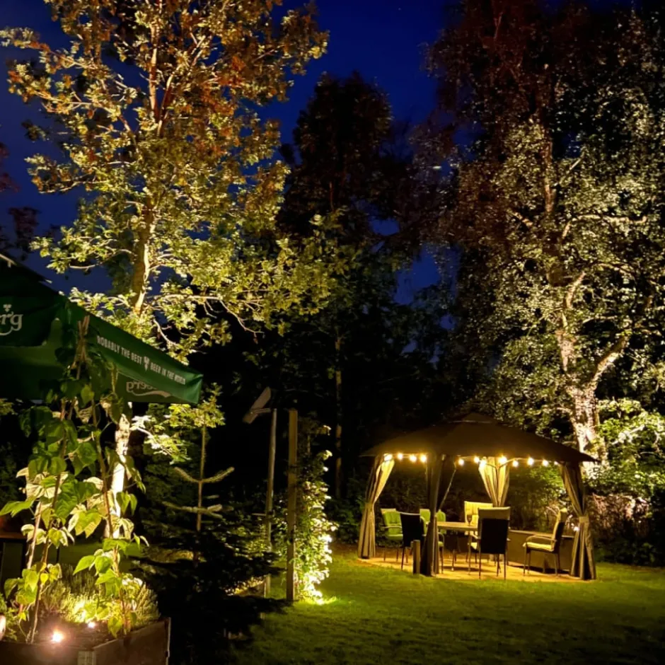 Light By Juul bedlampe med Juuliane spot, rustfrit stål