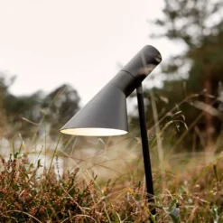 Louis Poulsen AJ Garden havelampe, 2700K, anker, høj
