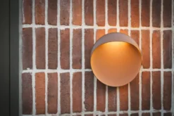 Louis Poulsen Flindt udendørs væglampe, 3000K, corten, Ø20 cm