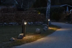Louis Poulsen skotlampe, 3000K, halvskærmet, klar grå