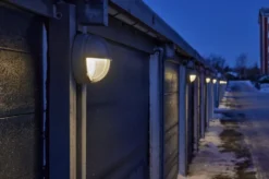 Louis Poulsen skotlampe, 4000K, halvskærmet, klar aluminium