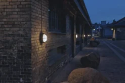 Louis Poulsen skotlampe, 3000K, uafskærmet, opal aluminium