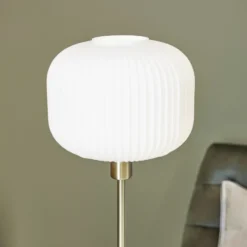 Markslöjd Sober gulvlampe