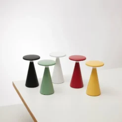 Nielsen Light Nyhavn genopladelig bordlampe, sort