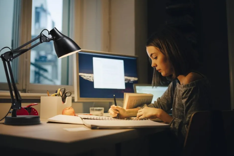 Osram Office skrivebordslampe, sort